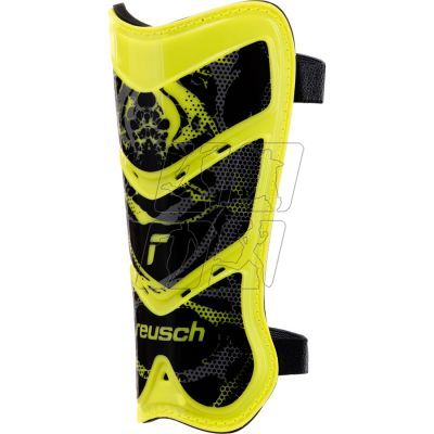 6. Reusch Shinguard Attrakt Lite 53 77 045 2700 football protectors