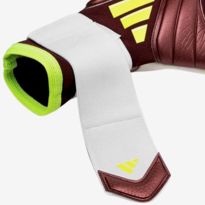 7. ADIDAS COPA GL LGE IQ4012 GOALKEEPER GLOVES SIZE 8