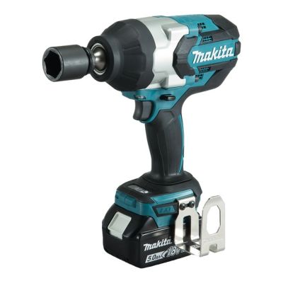 2. Makita DTW1001RTJ Powered Wrench 2200 RPM 1050 N m Black, Blue 18 V
