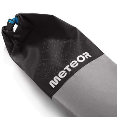 9. Meteor Norse 17318 Ski Cover Set