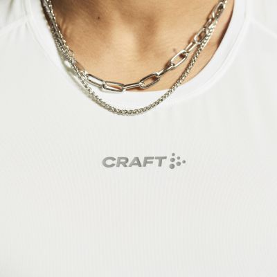 9. Craft Adv Essence Singlet 2 M 92800659821