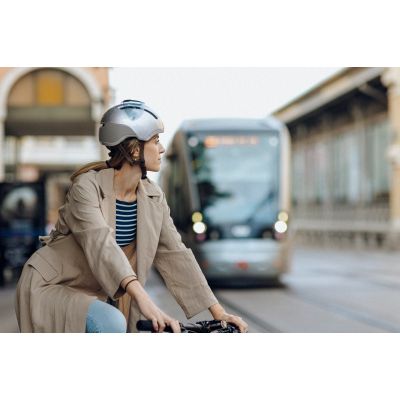 7. HJC CALIDO PLUS Silver Bicycle Helmet PEARL GREYISH SILVER rM