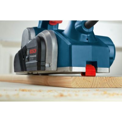 6. GHO 6500 650W planer 16500 rpm. BOSCH