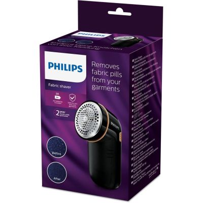14. Philips GC026/80 fabric shaver