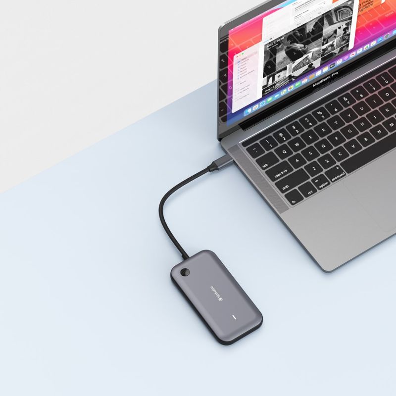 4. Verbatim Share My Screen 1080P WDA-01 Wireless USB-C Adapter
