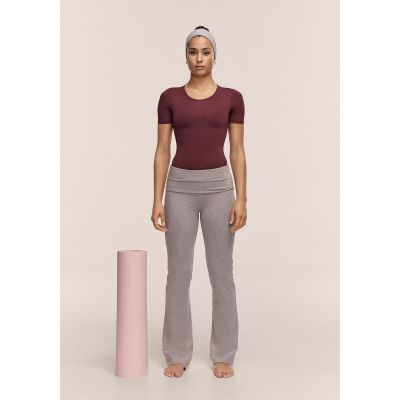5. CASALL Studio Body Short Sleeve, burgundy color