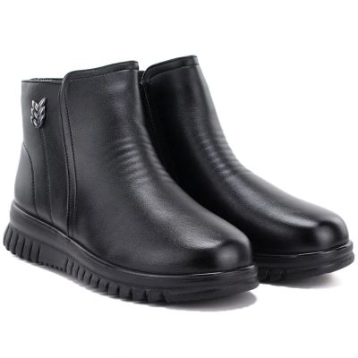 8. Comfortable women's ankle boots with a wedge, black Potocki PT16398
