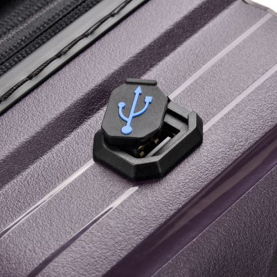 7. SwissBags Echo 16578 Cabin Suitcase