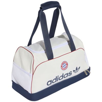 3. adidas Originals FC Bayern KT3411 Bag
