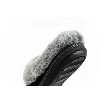 35. Skechers W 167225/BLK Slippers