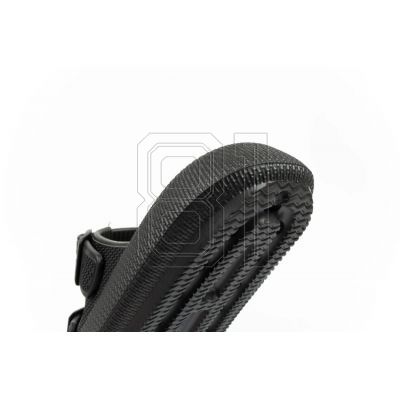 8. CMP M 3Q90647 U901 flip flops