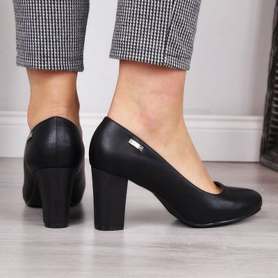 3. Sergio Leone W SK193A black block heel pumps 