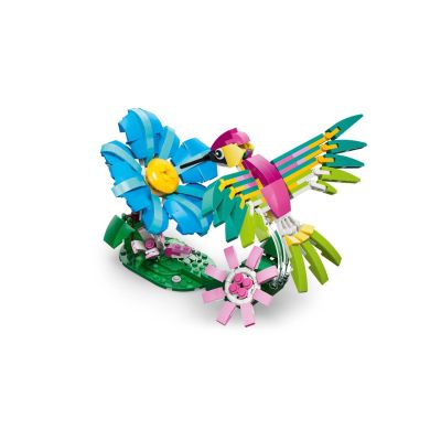 6. LEGO Creator 31384 Wild Animals: Colorful Hummingbird