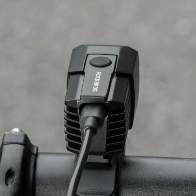3. Rockbros RHL1600 Front Bike Light 1600lm with External Power Supply USB-C - Black