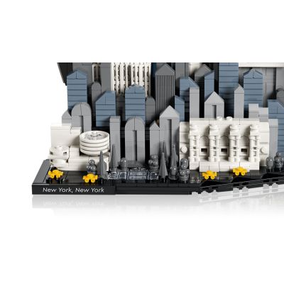 6. LEGO Architecture 21066 - New York: The Big Apple