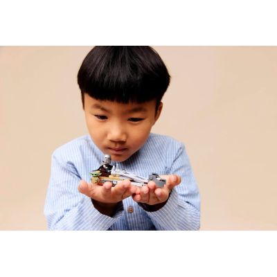 9. LEGO Star Wars 75436 Mandalorian and Grogu's Landspeeder