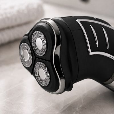 4. Esperanza Razor EBG002K (black)
