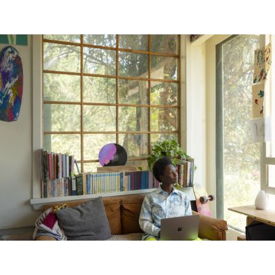 7. Microsoft Surface Go i5 10th/8GB/256G Win10 PRO