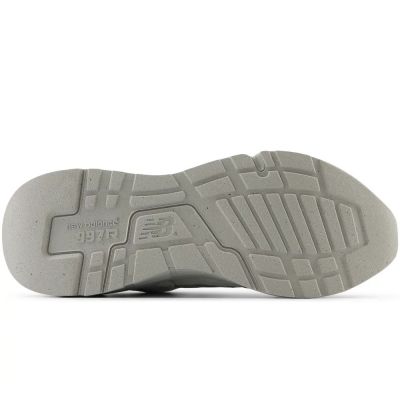 5. New Balance 997 Men's Sports Shoes, Suede, Gray (U997RMG)