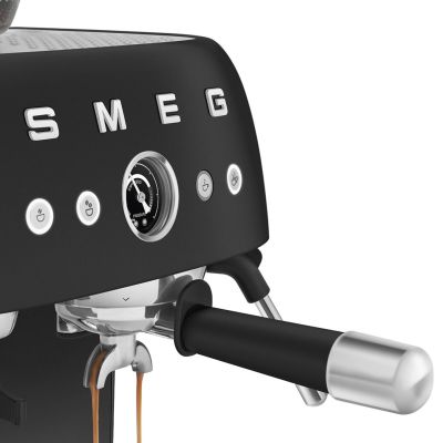 17. Smeg EGF03BLMEU coffee machine Manual espresso machine 2.4 l