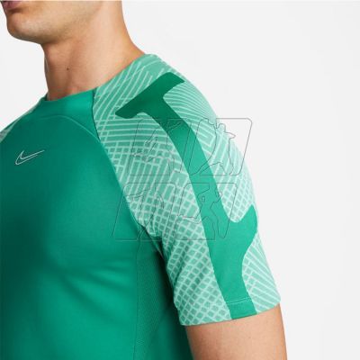 5. T-shirt Nike DF Strike M DH8698-370