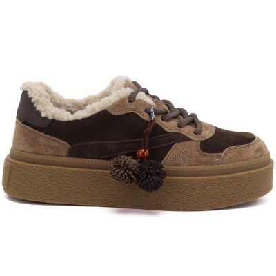 2. Brown and beige insulated leather platform shoes Kobbo 79665