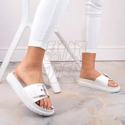 4. Big Star W platform flip-flops JJ274A309 INT1681C