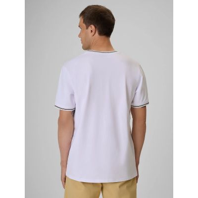 2. Plain Regular-Fit Men’s T-Shirt 4F 4FRSS26TTSHM3997-10S