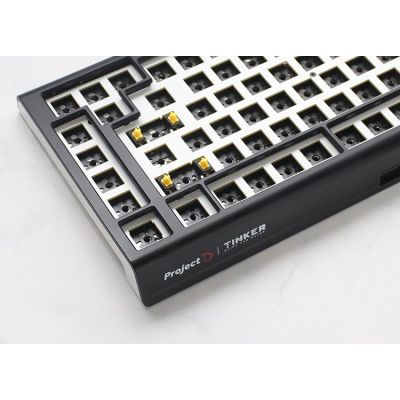 8. Ducky Tinker 75 Gaming Keyboard USB German Black