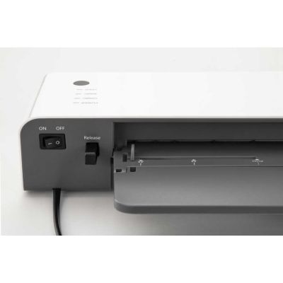 6. Peach PL120 laminator Hot laminator 600 mm/min White