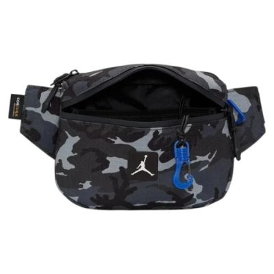 3. Air Jordan Cordura Franchise Crossbody Bag Camo - MA0901-G0T