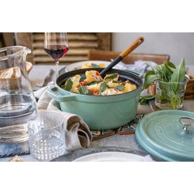5. STAUB 40508-706-0 round cast iron pot - 5.2 l mint