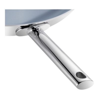 8. ZWILLING Plus Wok Pan with Lid 40992-032-0, 32 cm