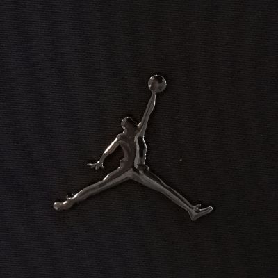 6. Air Jordan Airborne hip bag - 7A0747-023