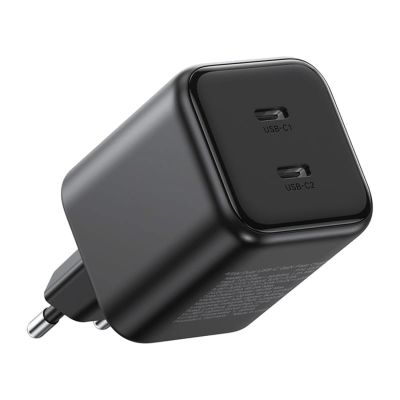 4. Ugreen GaN 45W 2xUSB-C Charger - Black