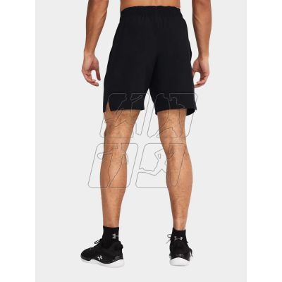 4. Under Armor M shorts 1383356-002