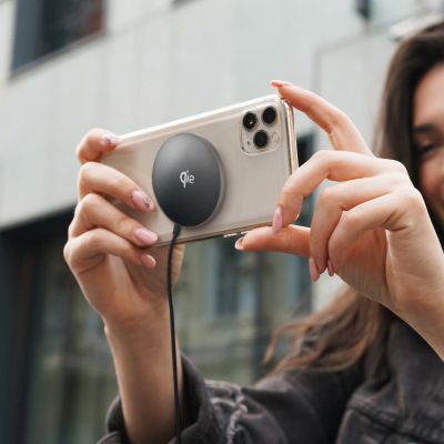 9. Wozinsky 15W Wireless Qi2 Inductive Charger - Black