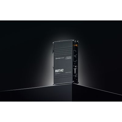 7. Teltonika Industrial Router RUT142 WiFi 4, RS232, 2x RJ45 100Mb/s, IP30