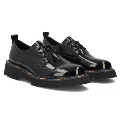 4. Women's patent leather shoes, black, Filippo DP8341