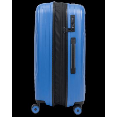 6. SwissBags Echo suitcase 67 cm 17786 sea green