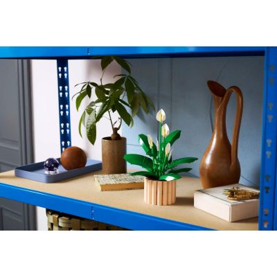 5. LEGO Botanical 11504 Spathiphyllum in a Pot