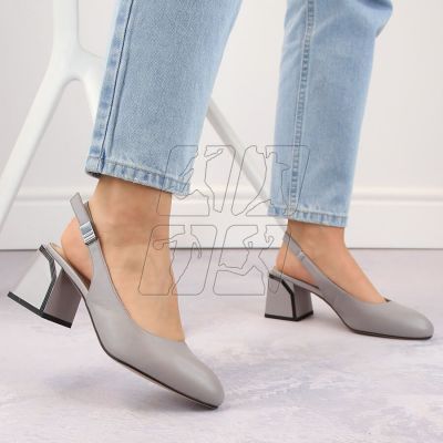 3. Vinceza W JAN272 gray leather sandals