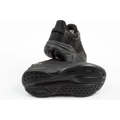 7. Fila women's sports shoes Retron black sneakers comfortable fashionable