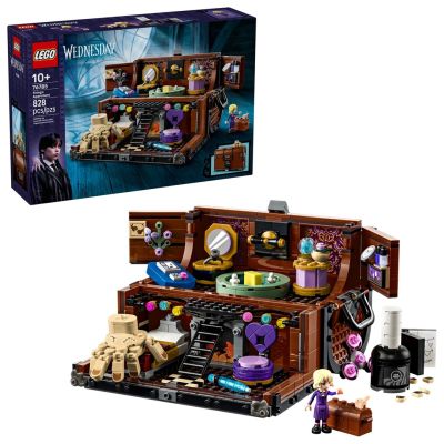13. LEGO WEDNESDAY 76785 Handyman's Apartment