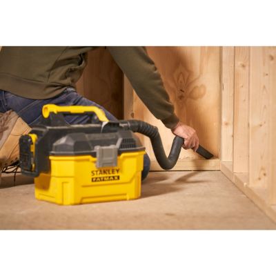 9. Stanley FATMAX SFMCV002B-XJ Vacuum Cleaner 7.5L Drum Vacuum Dry and Wet Bagless