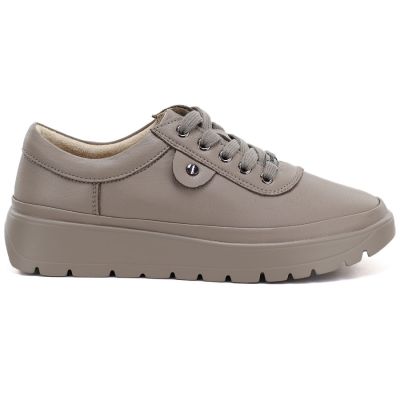 2. Comfortable beige women's leather shoes Vinceza 79367