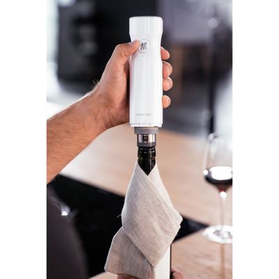 5. ZWILLING Fresh & Save Set of 3 Vacuum Stoppers