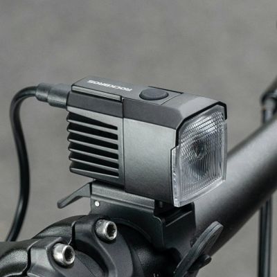 4. Rockbros RHL1600 Front Bike Light 1600lm with External Power Supply USB-C - Black