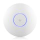 25. Access Point Wi-Fi 7 Ubiquiti UniFi U7 Pro Max 2.4GHz(2x2)/5GHz(4x4)/6GHz(2x2) PoE+ 1x2.5G