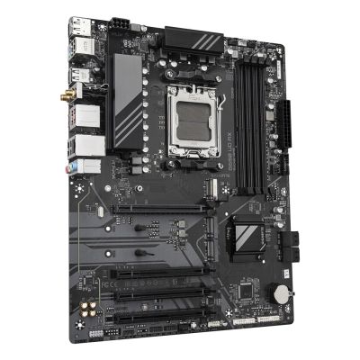 3. GIGABYTE B650 UD AX AMD B650 Motherboard Socket AM5 ATX